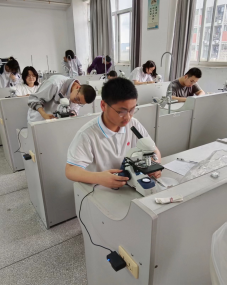 泉州一中2023年高中化学生物实验考查工作圆满完成